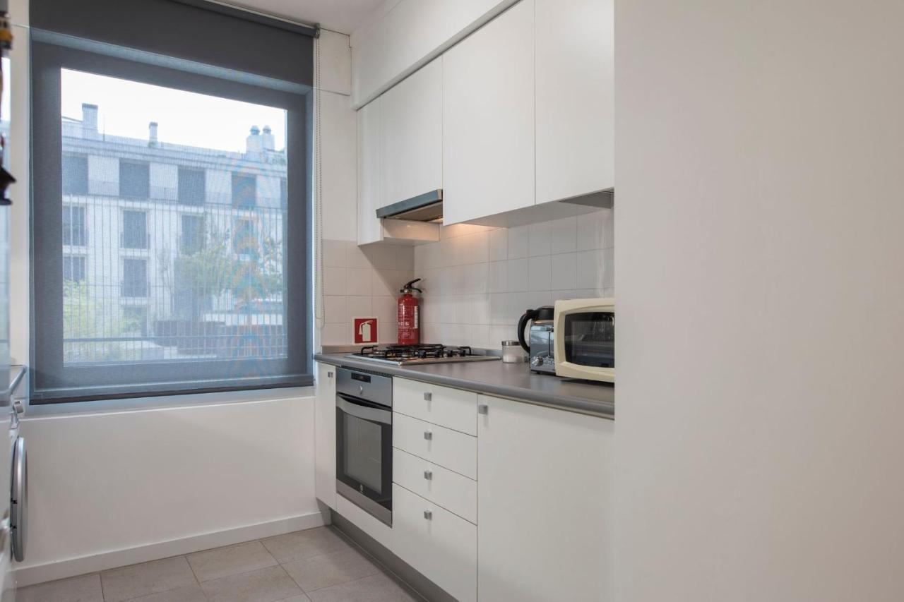 Lovelystay - Family-friendly Downtown Apartment