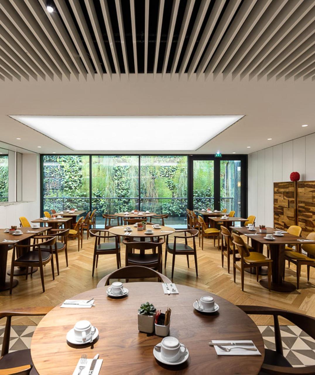 Hotel Lux Park 4*