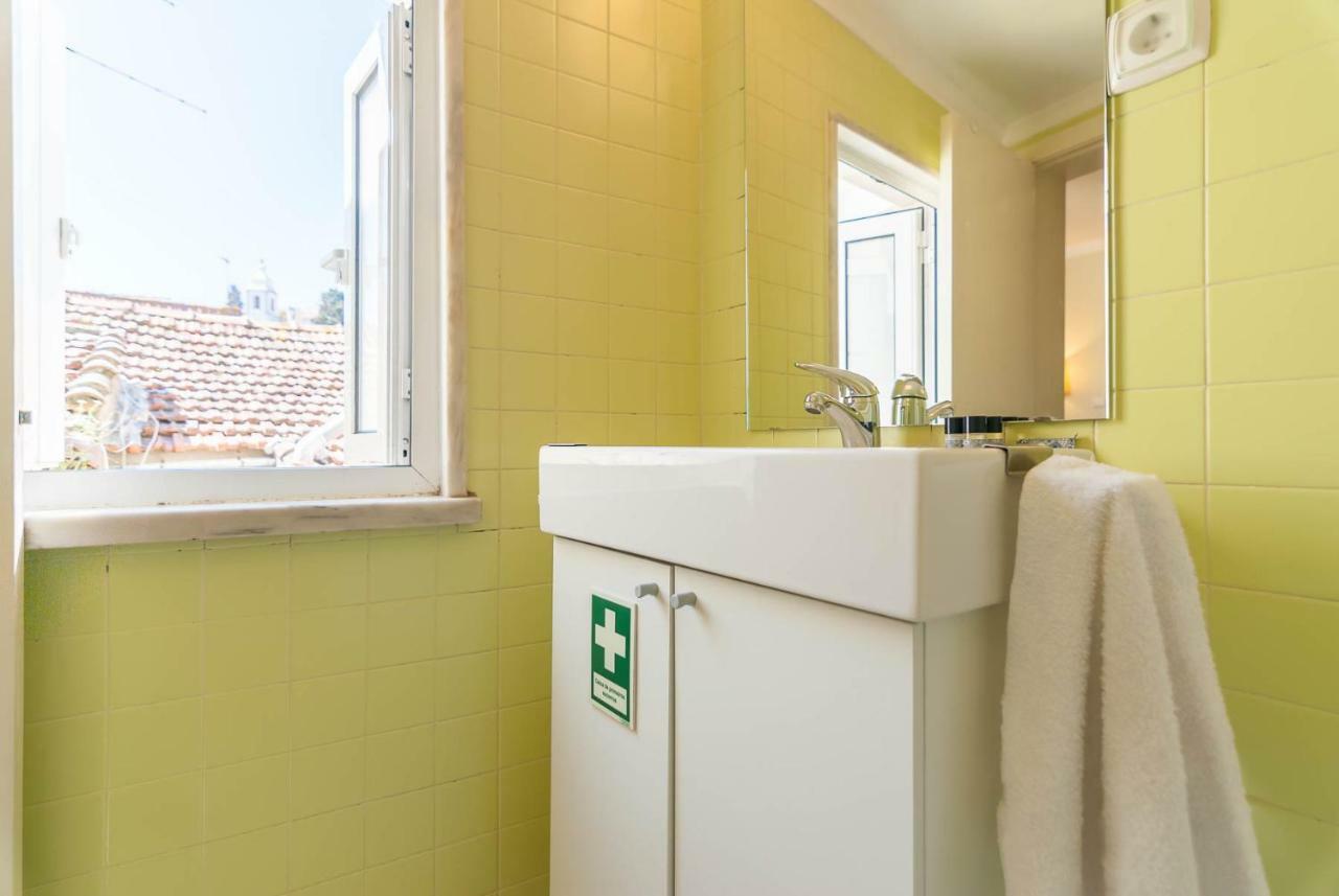 'white House' Apartment- Alfama Apartment Lisbon