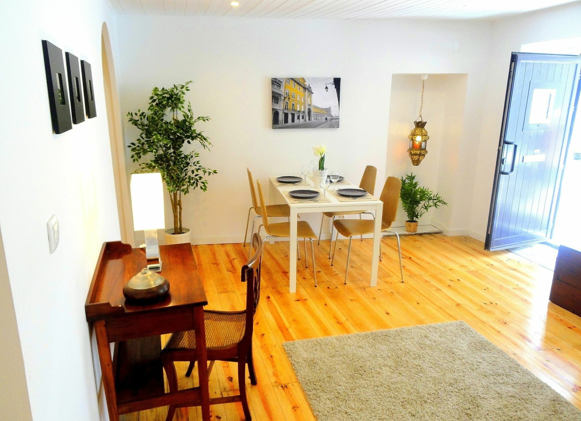 Principe Real Cecilio Apartment *