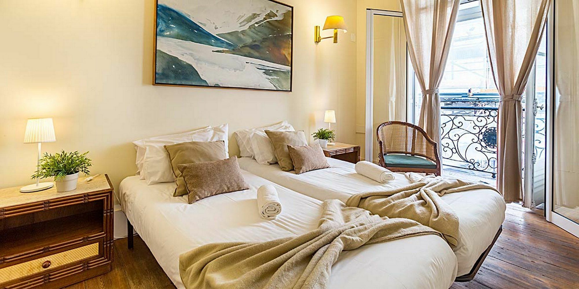 Guest house Flores 105
