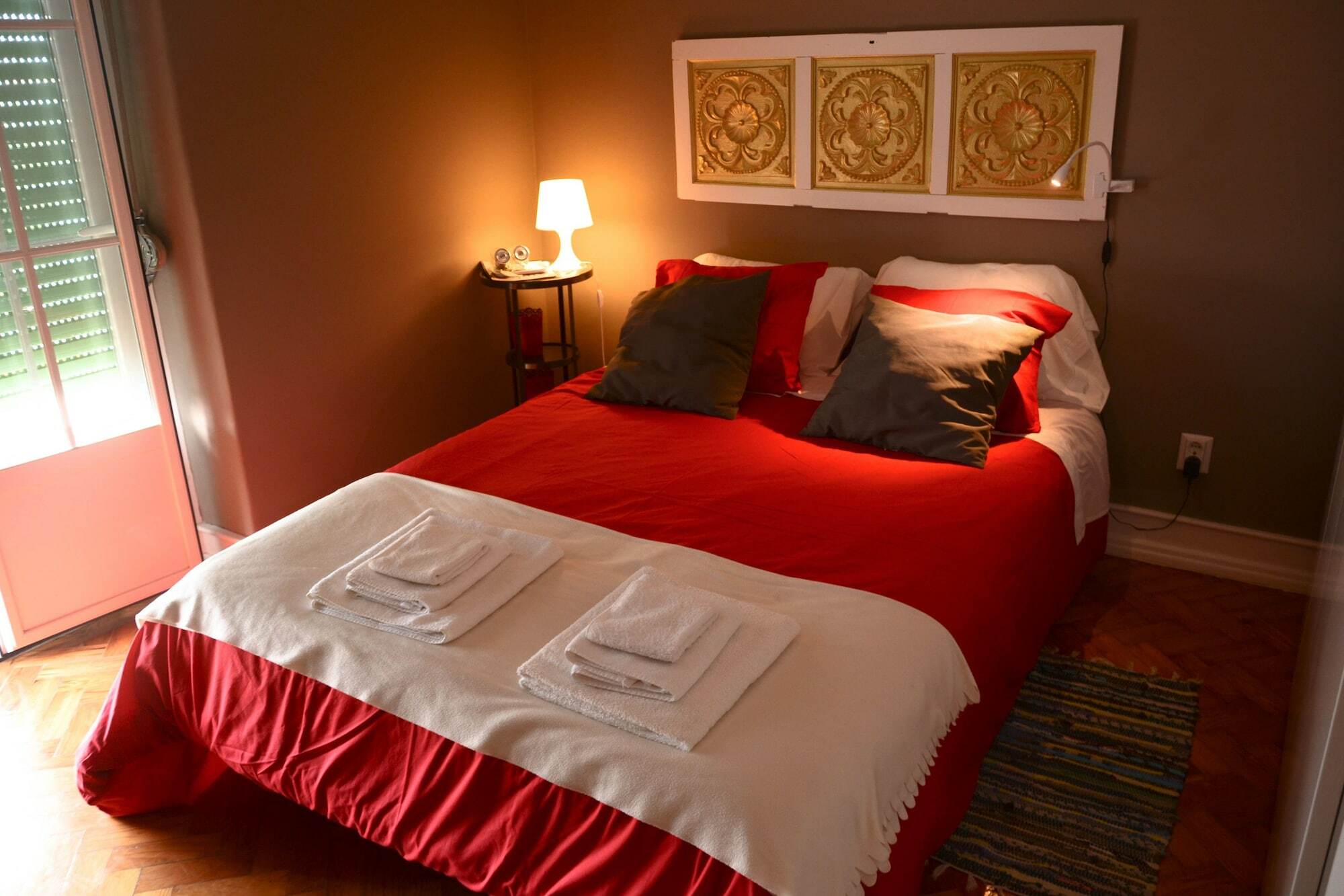 Alvalade Ii Airport Guest house