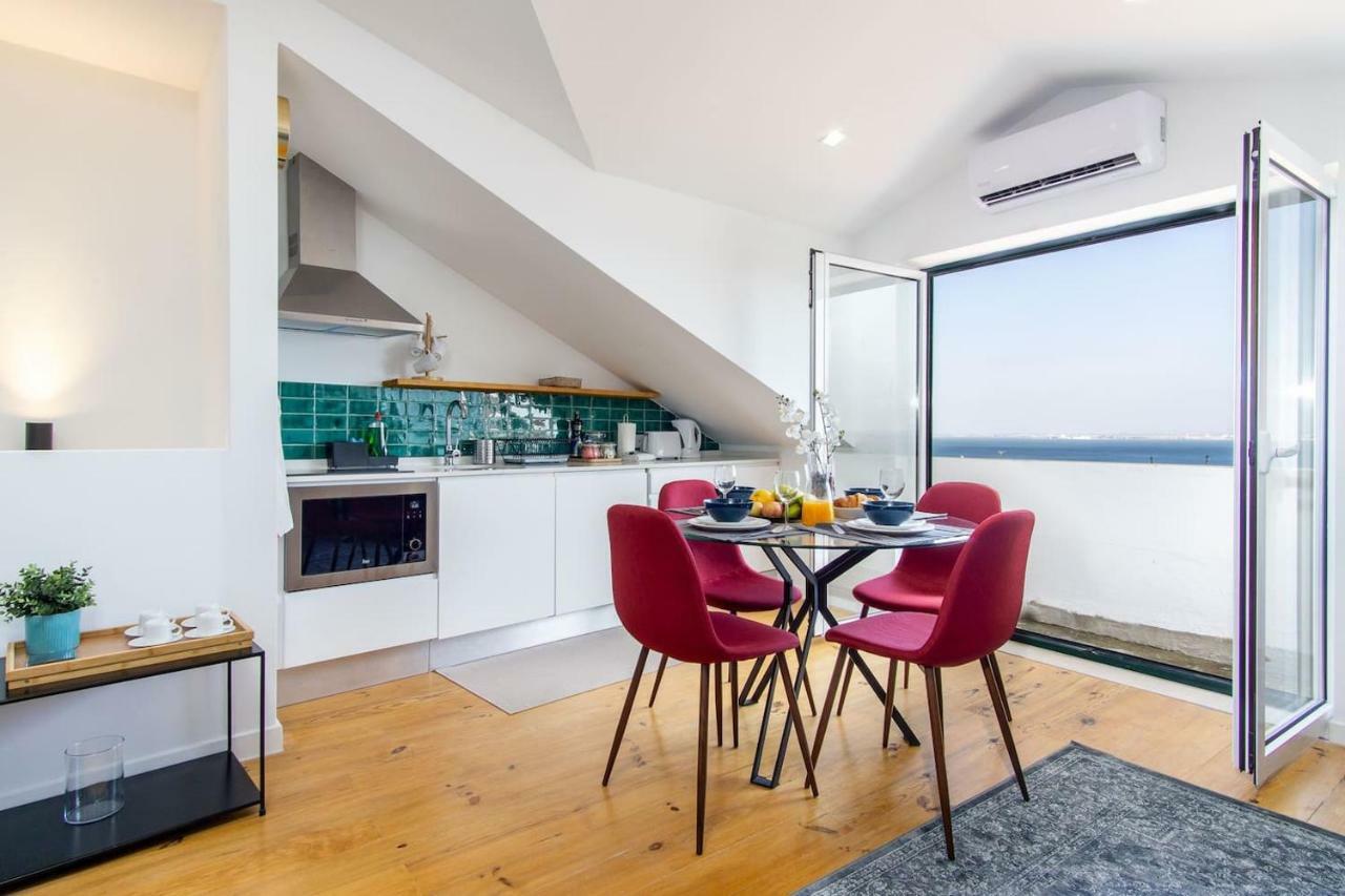 Apartment Lovelystay - Turquoise River View Ii