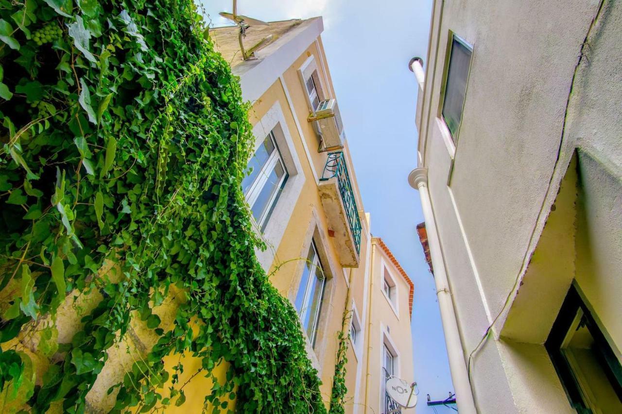 Lovelystay - Turquoise River View Ii Lisboa