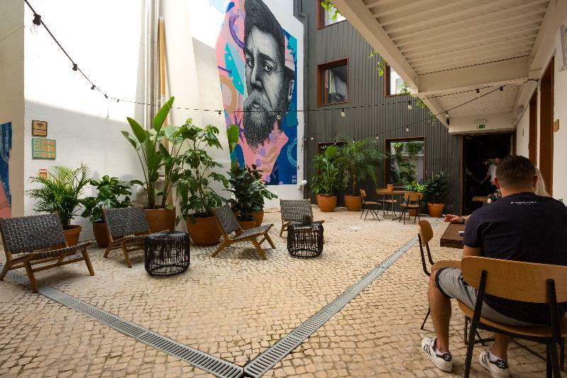 Albergue Selina Secret Garden Lisboa