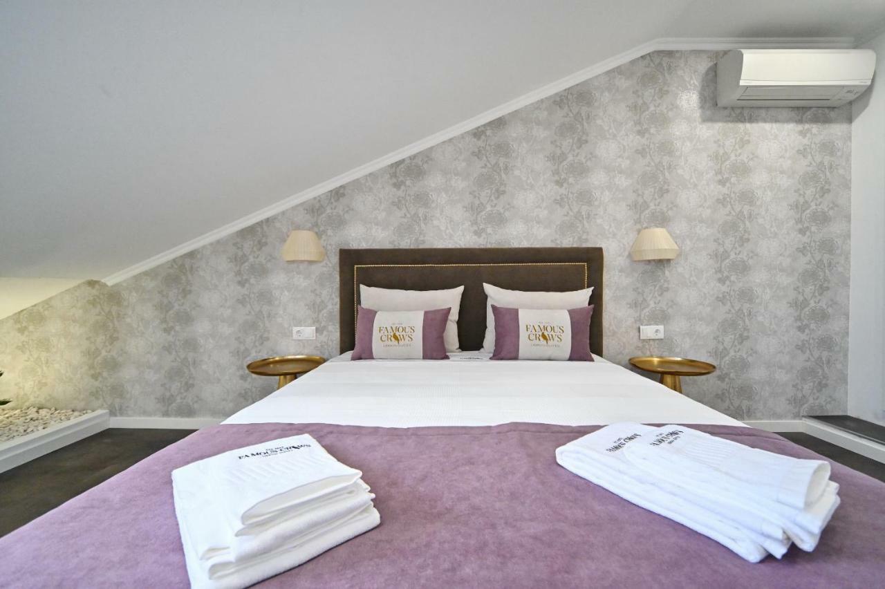 Famous Crows Guest house Lisbon