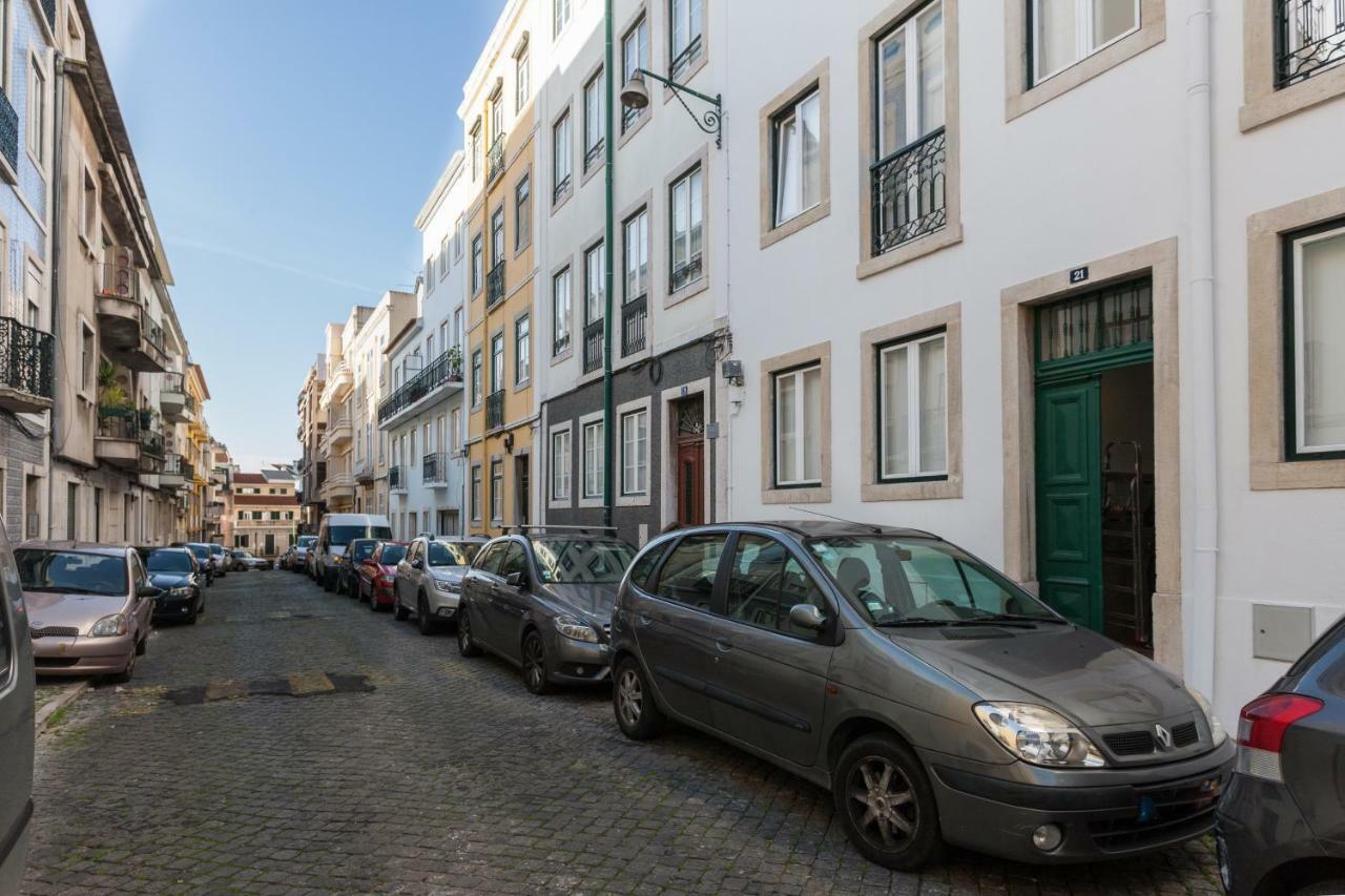 Sao Bento Blue One-bedroom - By Lu Holidays * Lisbon