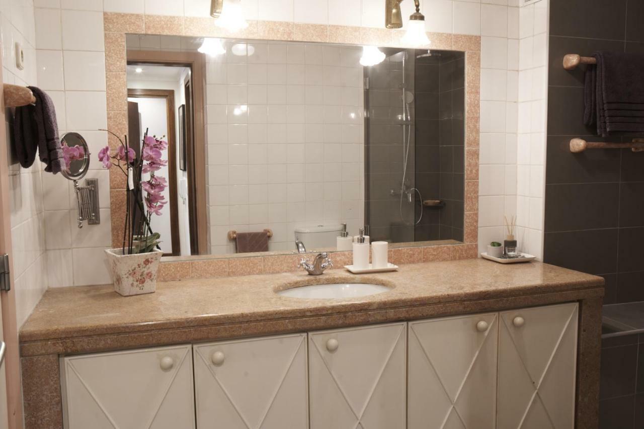 Happily Ever Apartment *