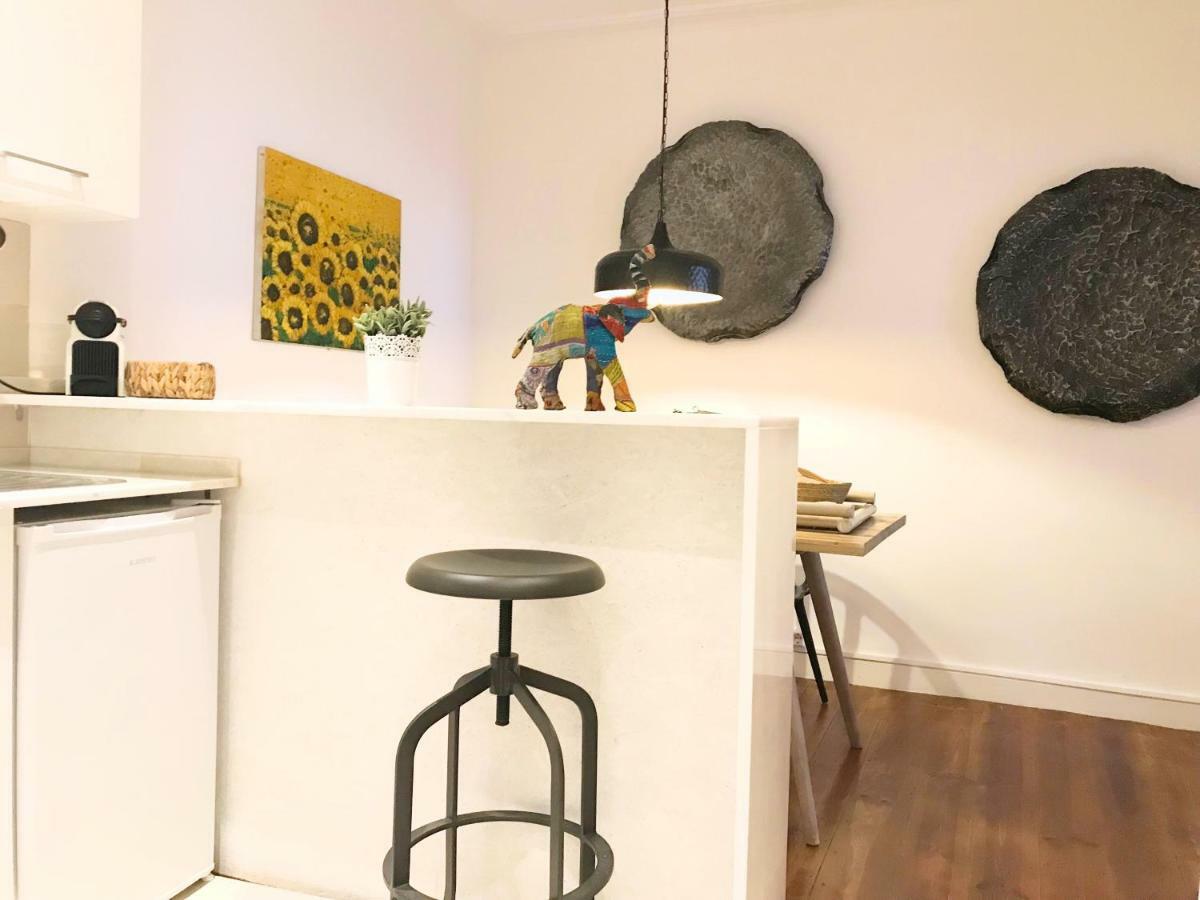 Apartment Santosweethome 2 *