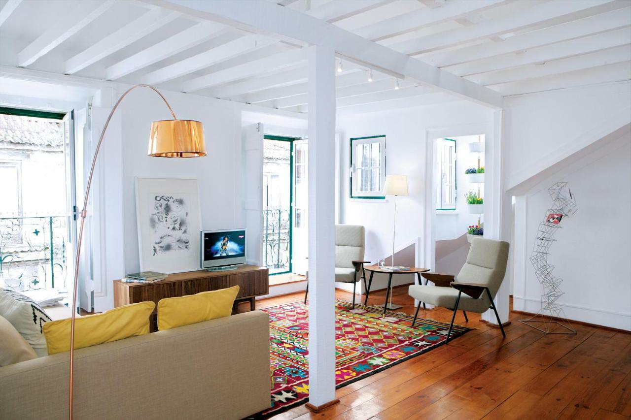 Apartment 18th Century Loft