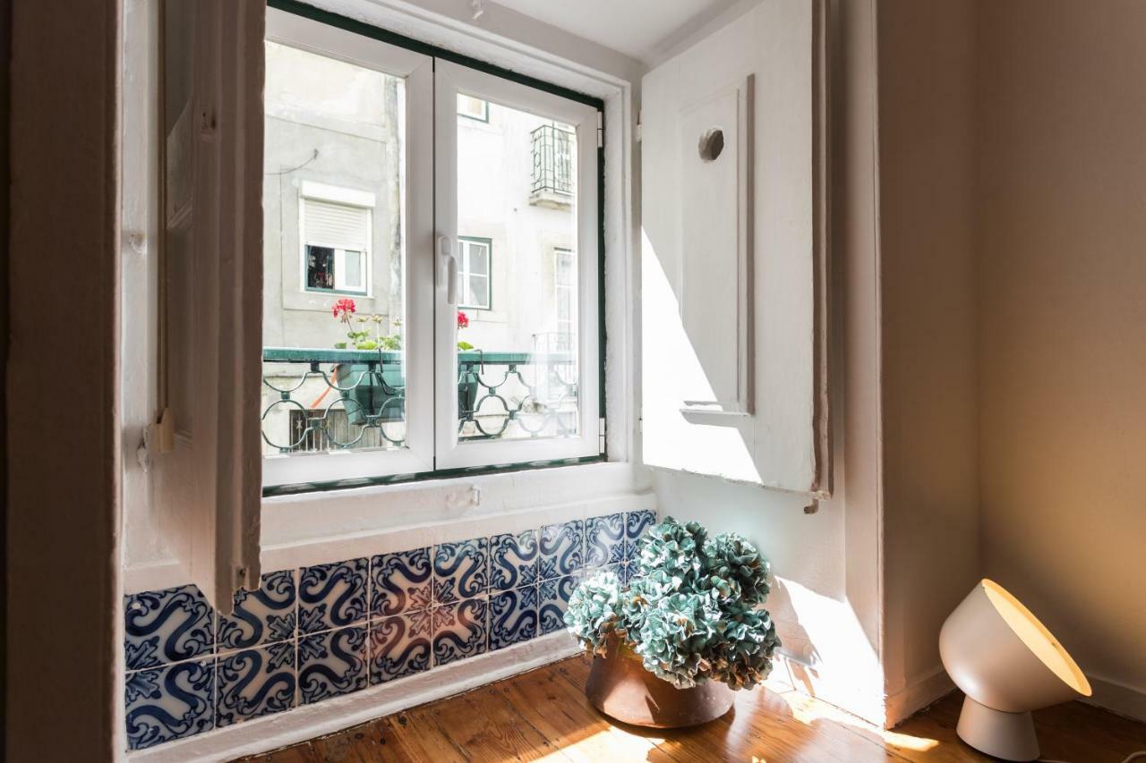 Charming Travessa Do Alcaide Apartment Lisbon