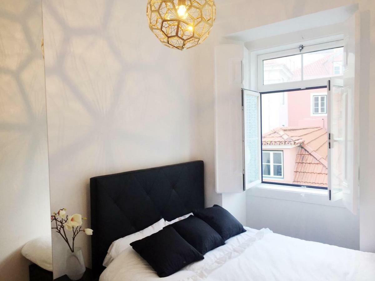Design With Rooftop Terrace And 180-degree River&city Views * Lisboa