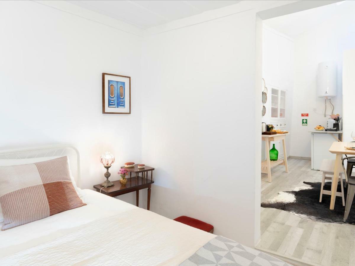 Alfama Street View Apartment Lisbon