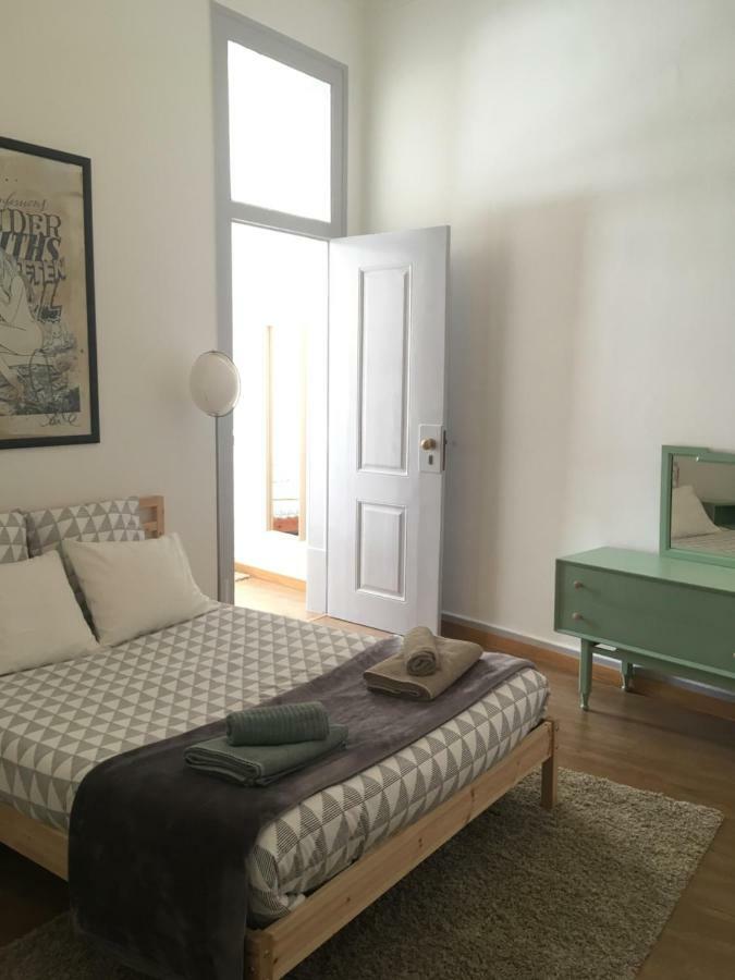 Guest house Pensao Rosinha Art Gallery House