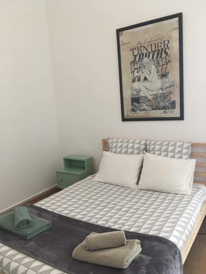 Guest house Pensao Rosinha Art Gallery House *