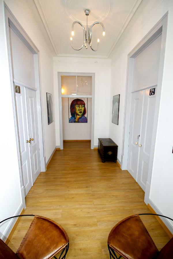 Guest house Pensao Rosinha Art Gallery House *