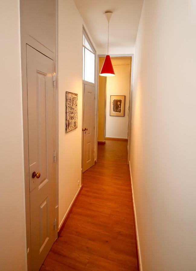 Pensao Rosinha Art Gallery House Lisbon