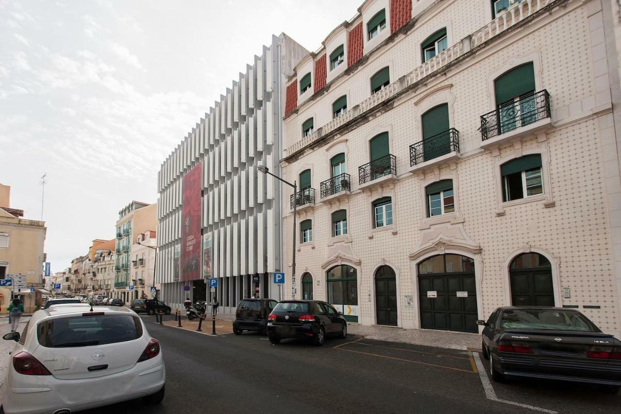 Sunny Terrace Apartment Lisbon