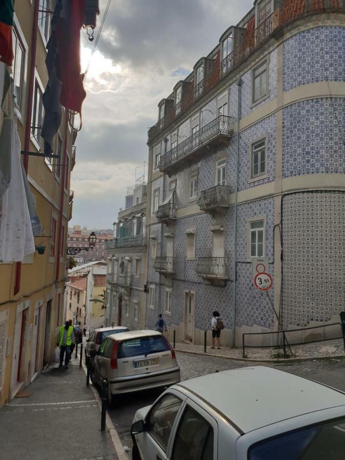 Calcada Agostinho 1 * Lisbon