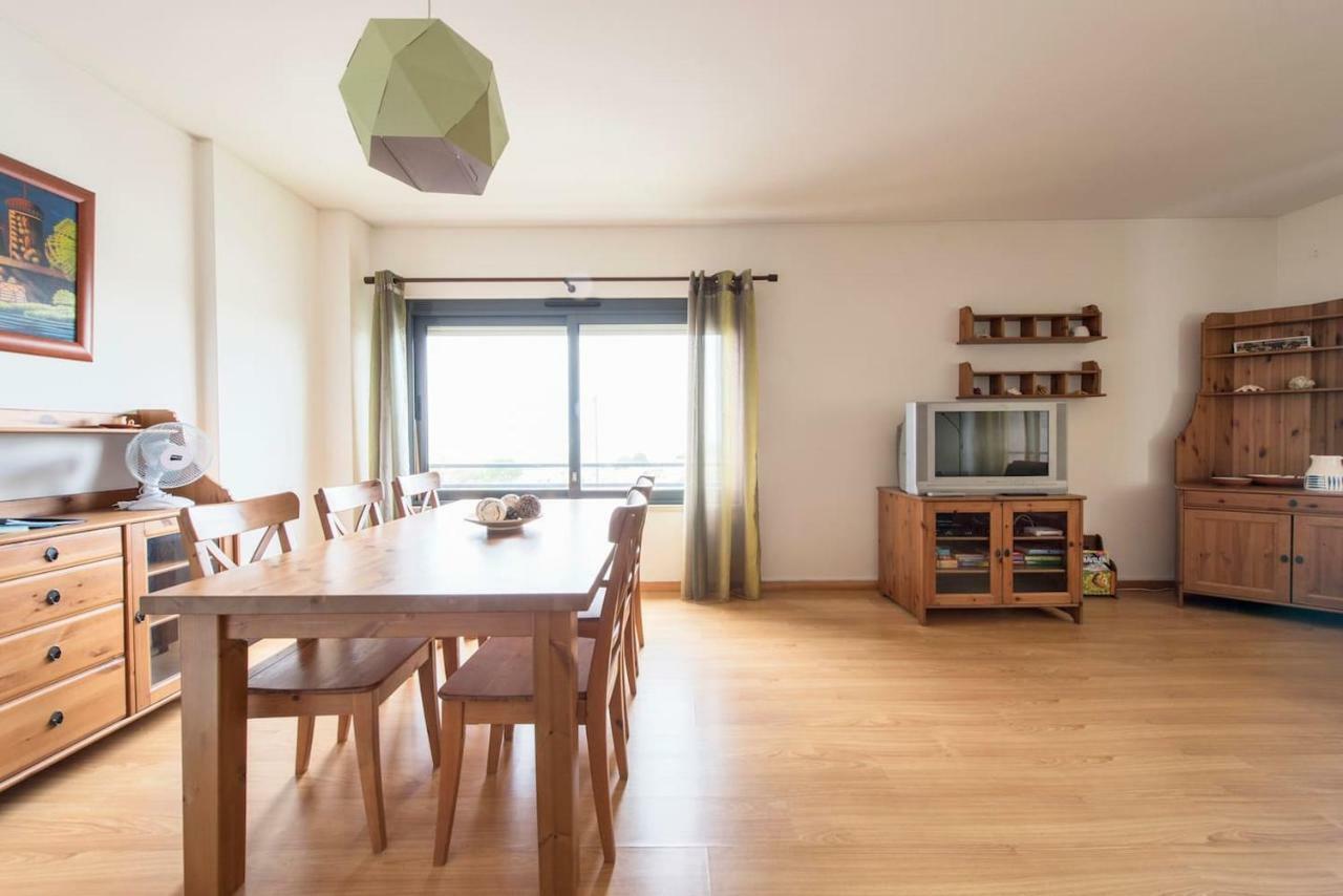 Lovely 3 Bedroom For The Perfect In Apartment