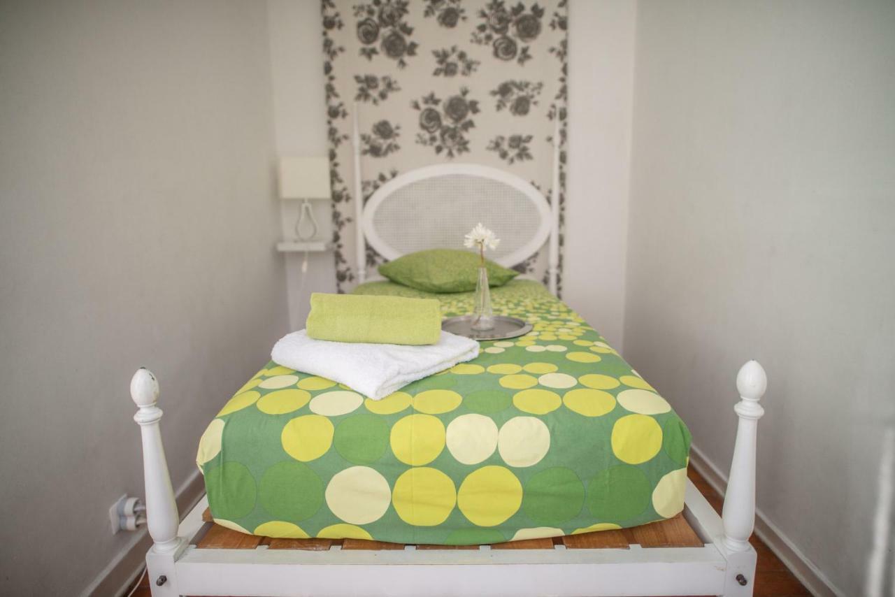 The Blue House - Bica Yellow Tram Apartment