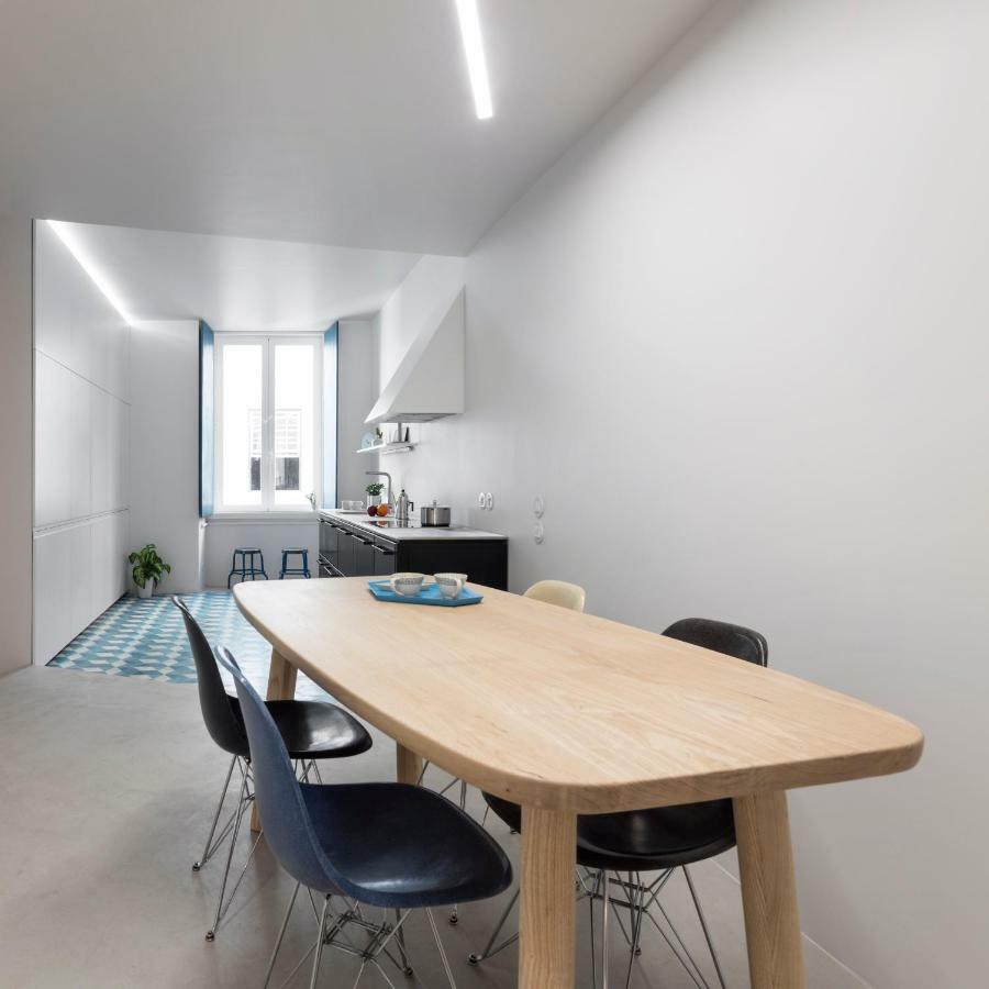 Apartment Awarded 3 Bedrooms Upscale Flat@chiado Bairro Alto