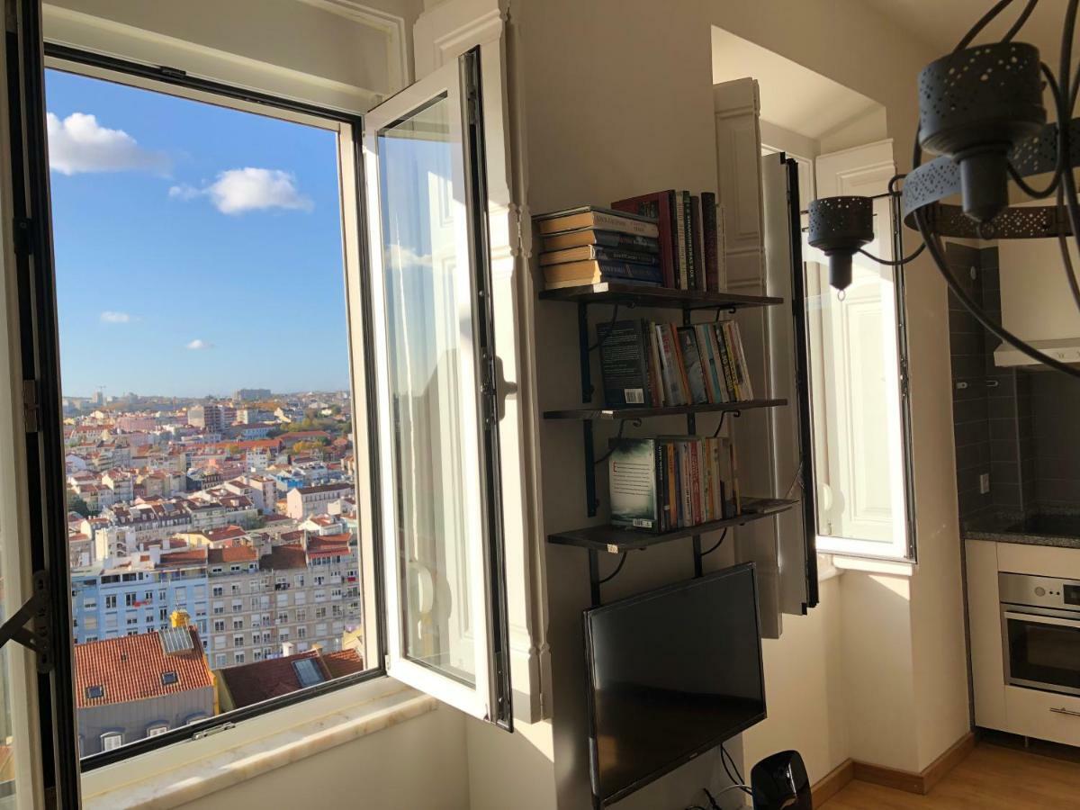 The Hilltop Nest * Lisbon