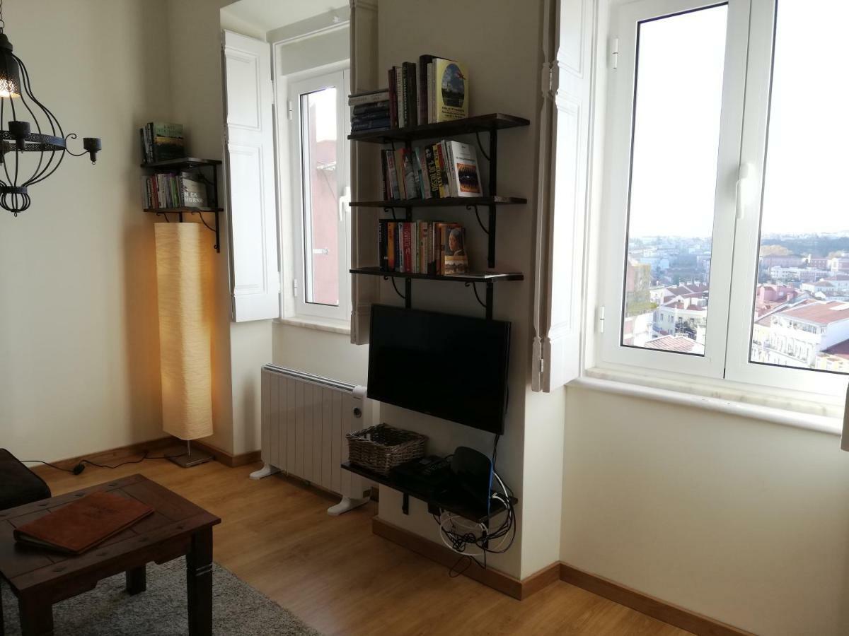The Hilltop Nest Apartment *