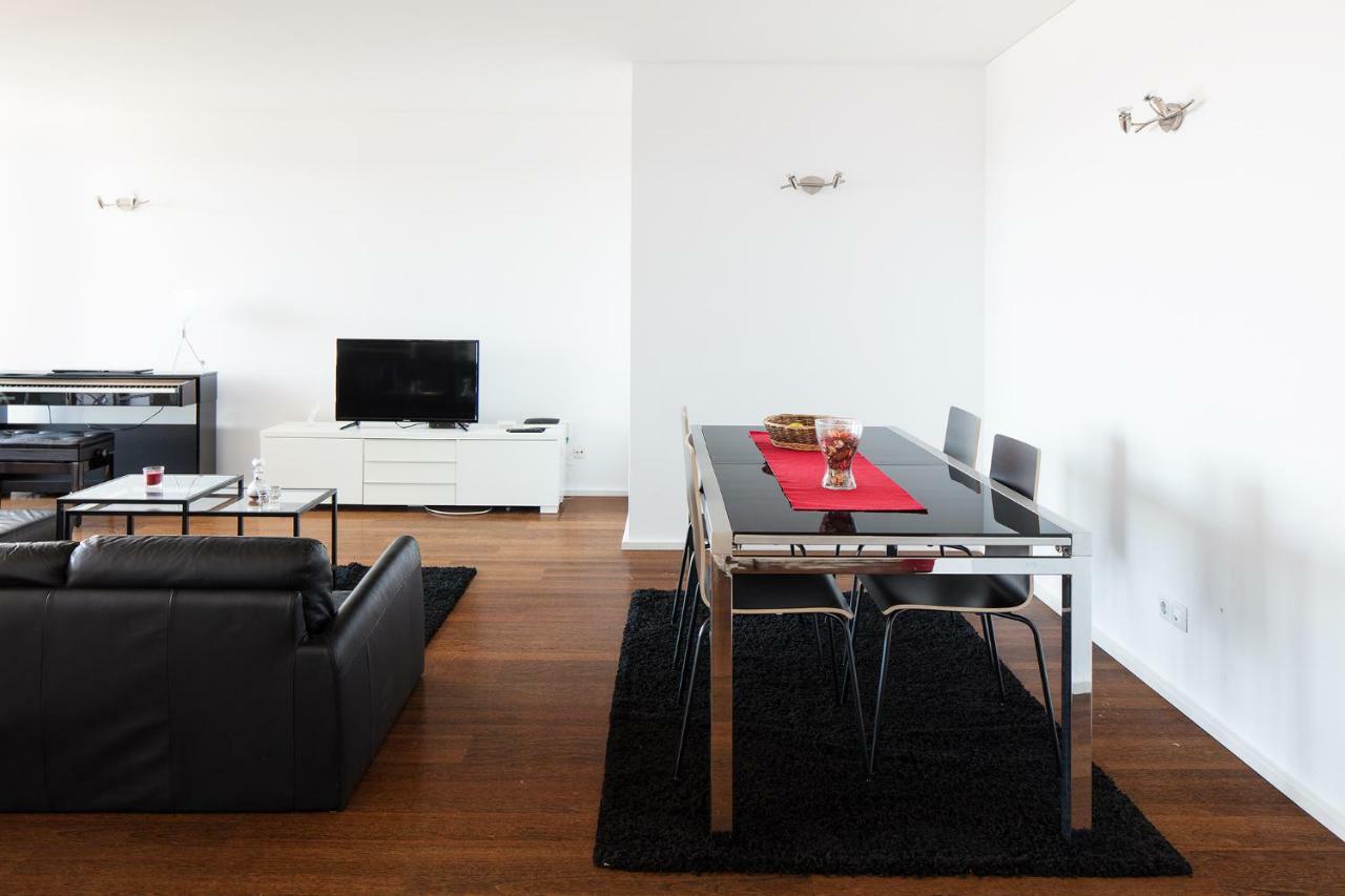 Apartment Skyscraper Riverview With Indoor Pool *