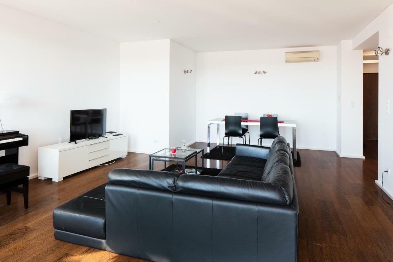 Skyscraper Riverview With Indoor Pool Apartment *
