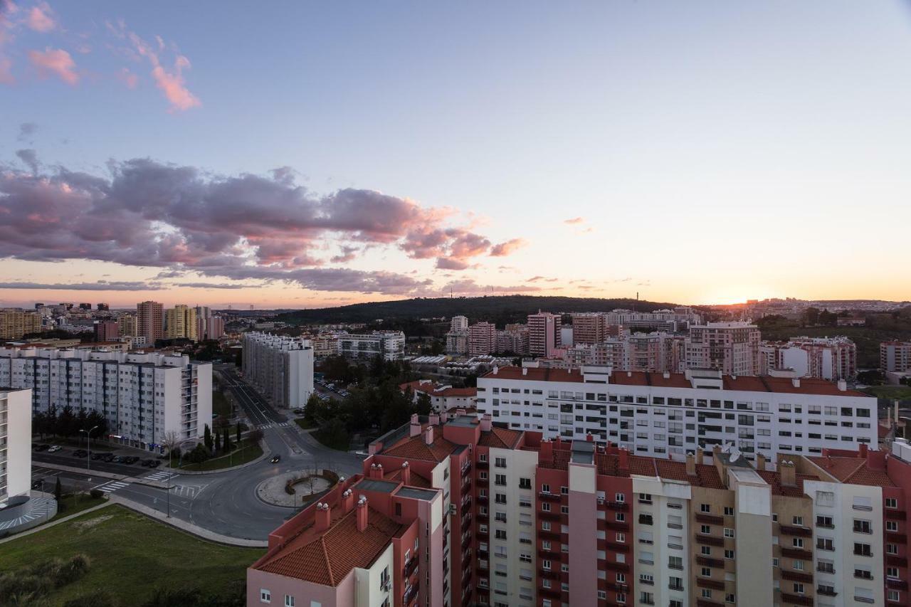 Skyscraper Riverview With Indoor Pool Apartment *