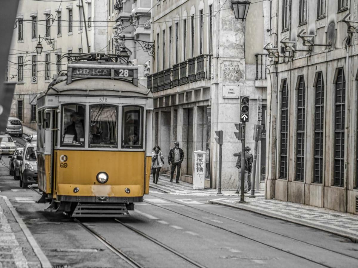 Portuguese Charm In Apartamento