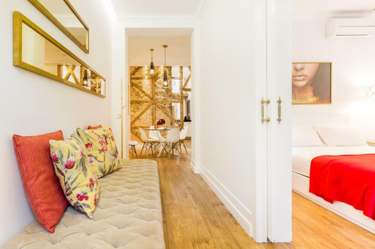 Gold 37399al And Silver 37404al Apartamento Lisboa