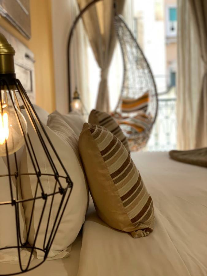 Guest house Old Town Lx Suites 3*