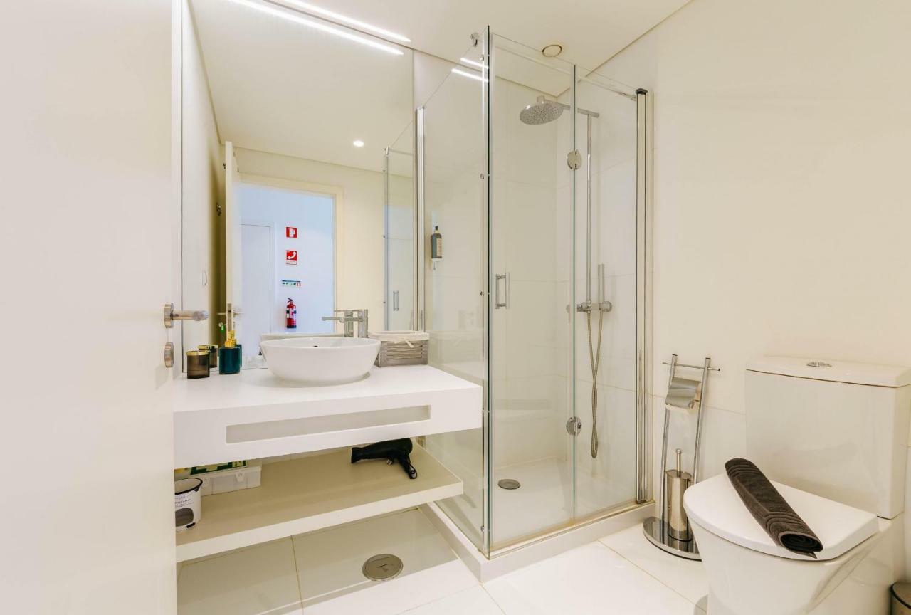 Minimal Lust R2 Apartment Lisbon