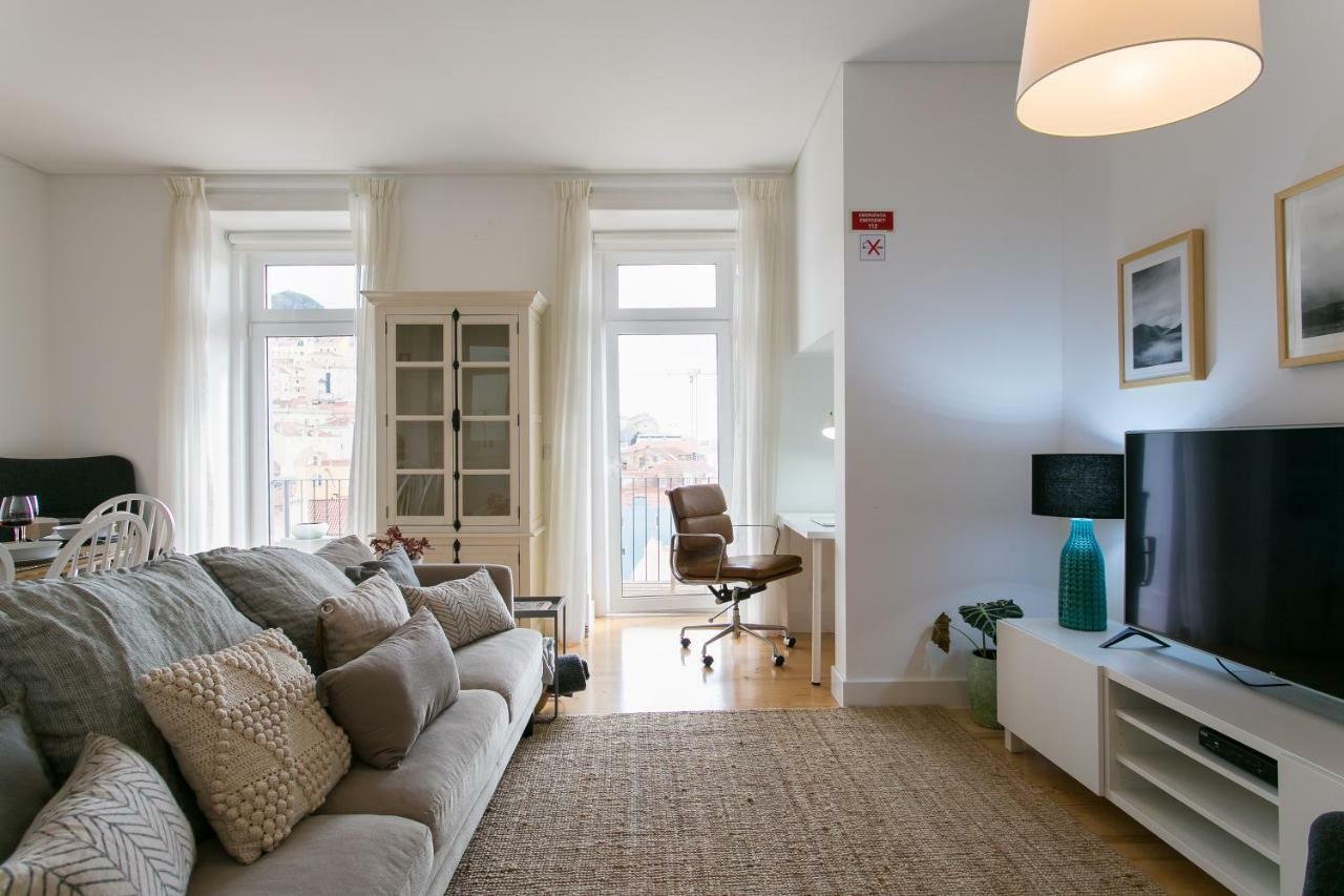 Altido Elegant Deluxe & Altido Luxurious 3-bedroom Apt With Terrace In Intendente Apartment Lisbon