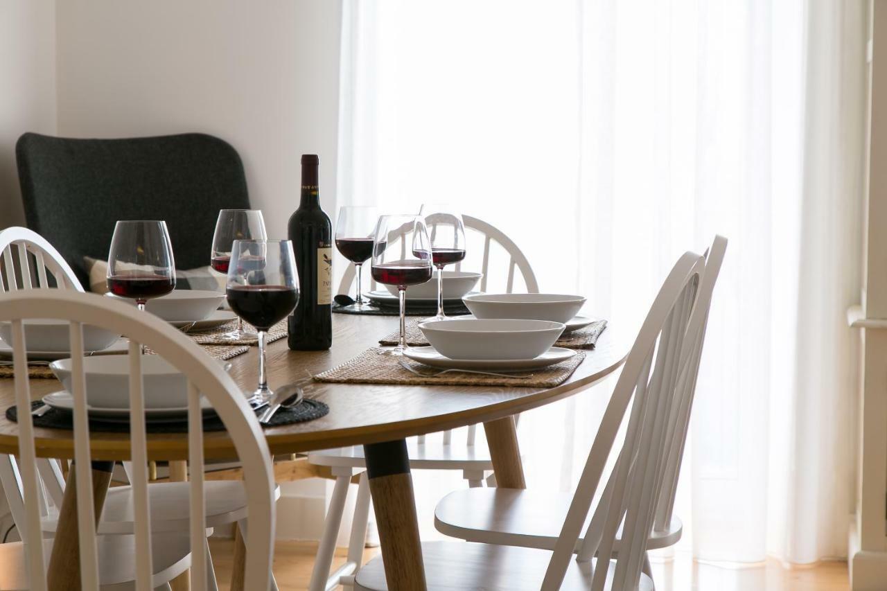 Altido Elegant Deluxe & Altido Luxurious 3-bedroom Apt With Terrace In Intendente Apartment *