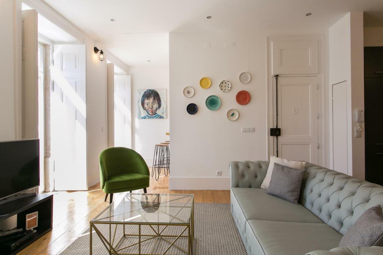 Apartment Joivy Gorgeous 3br With Balcony Nearby Time Out Market Lisbon