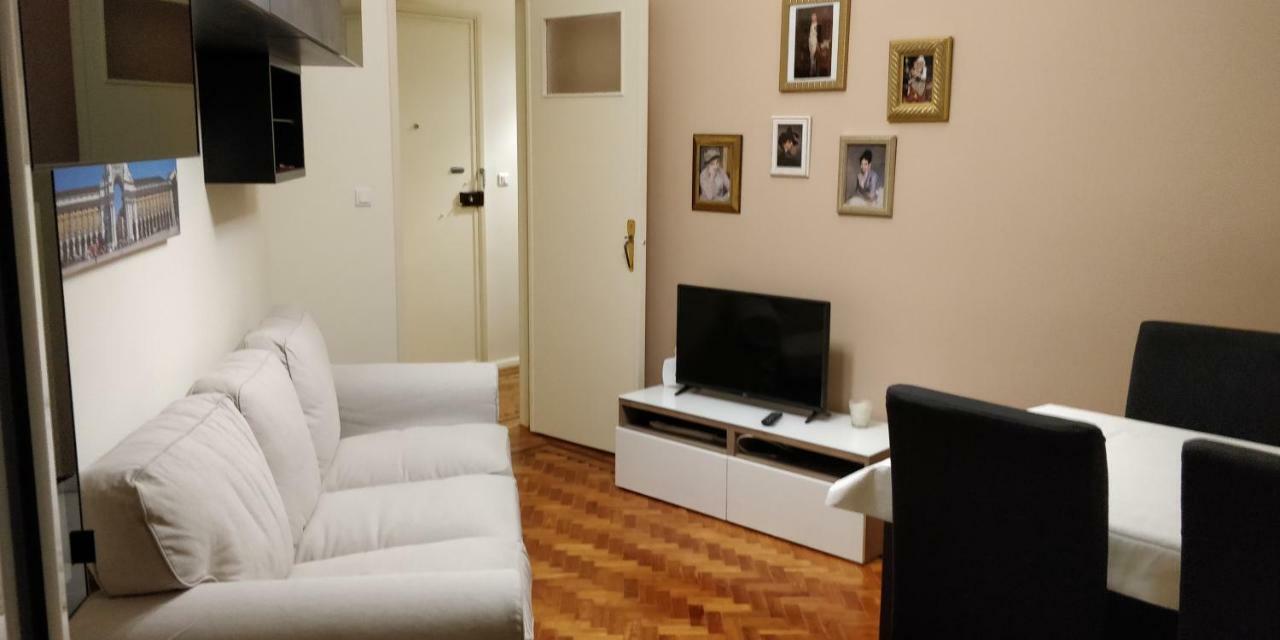 Ferias No Bairro Apartamento *