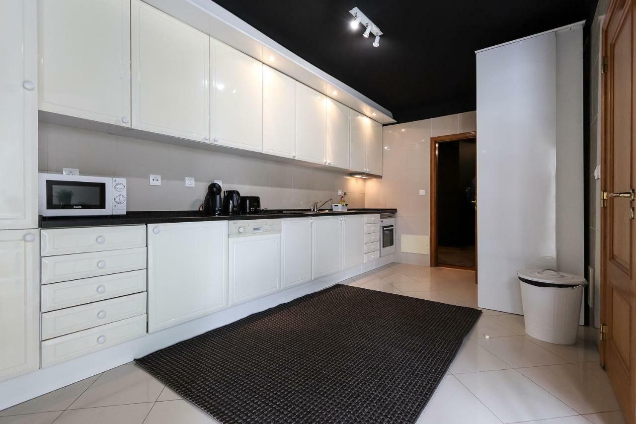 Amazing Downtown Family Apartment Lisbon