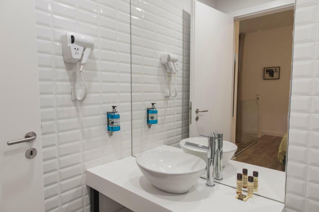 Apartment Chiado Cosmopolitan Lisbon
