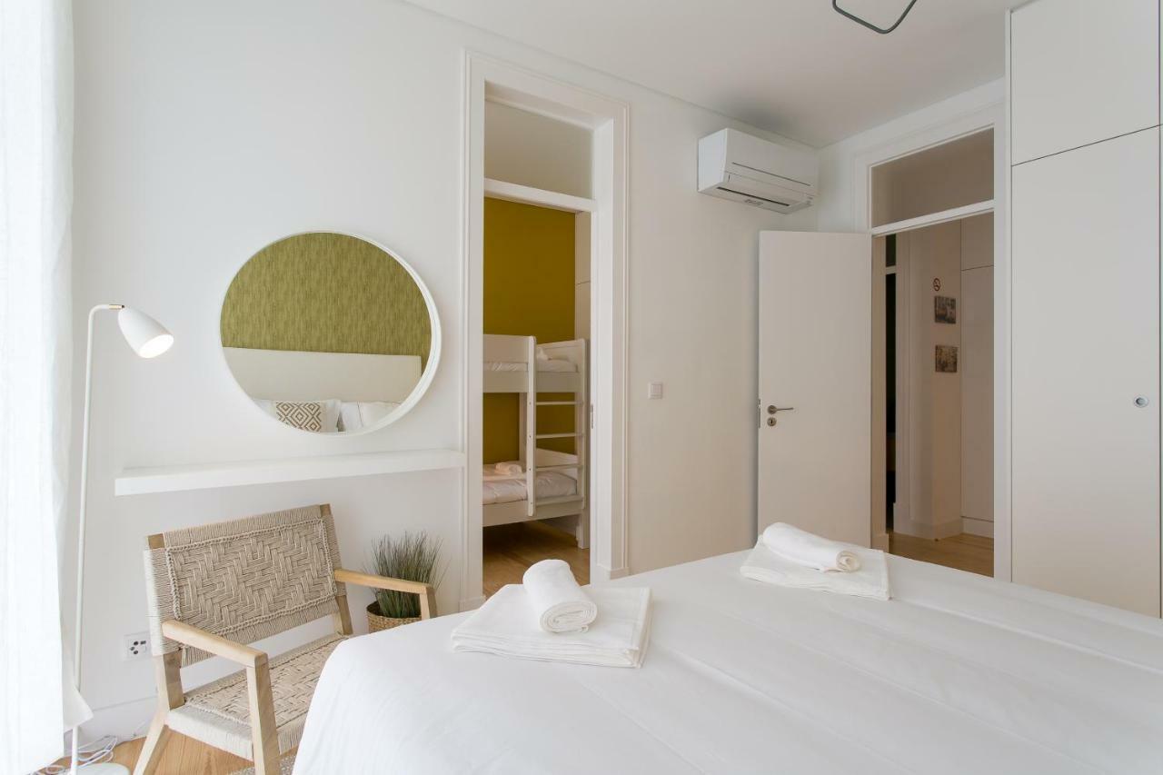 Altido Elegant Deluxe & Altido Luxurious 3-bedroom Apt With Terrace In Intendente Apartment *