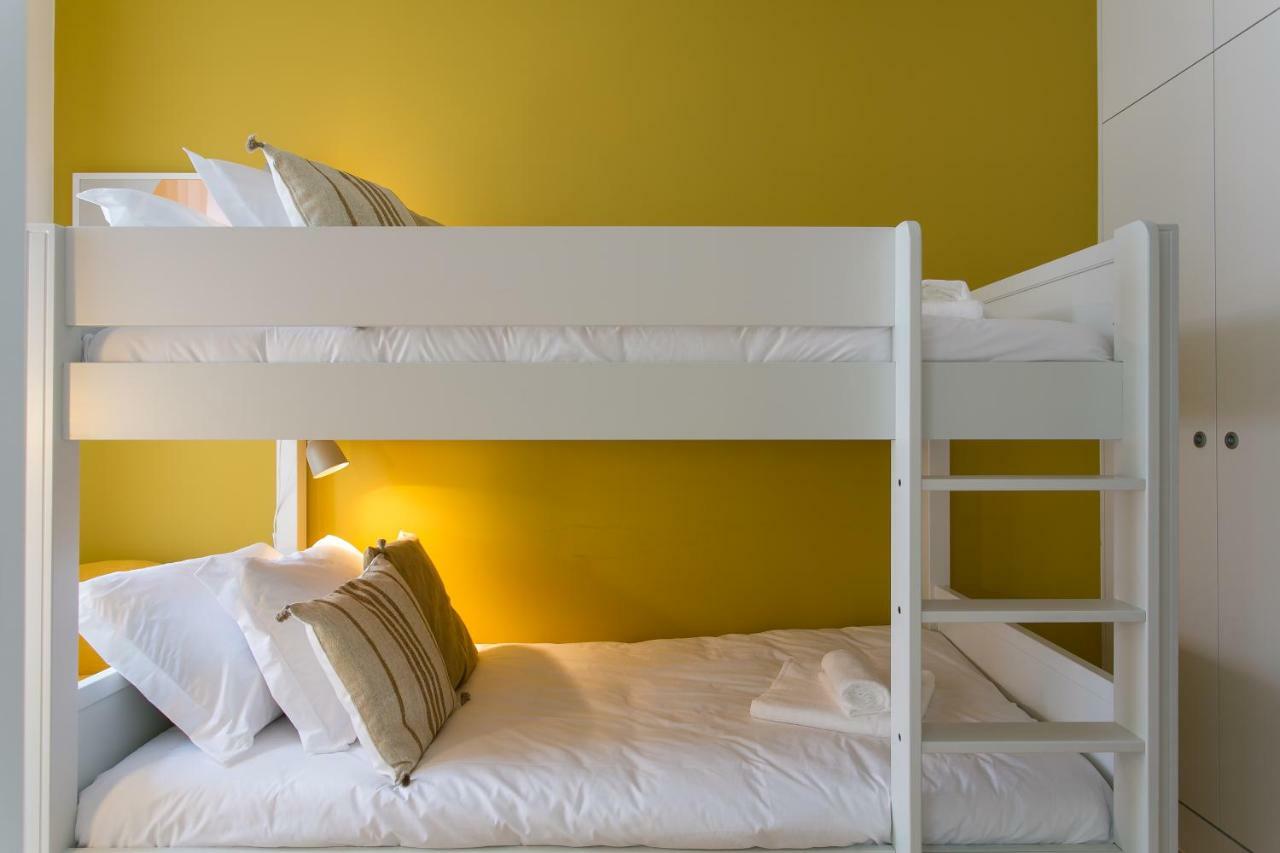 Altido Elegant Deluxe & Altido Luxurious 3-bedroom Apt With Terrace In Intendente Lisbon