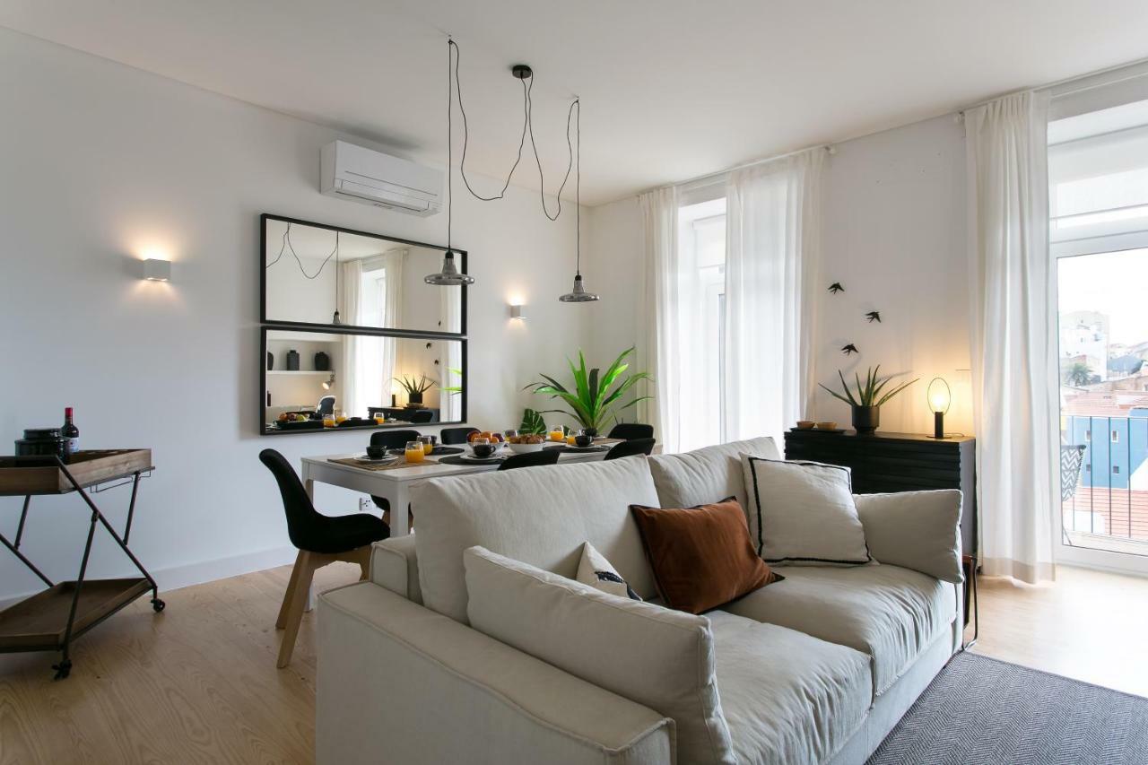Altido Elegant Deluxe & Altido Luxurious 3-bedroom Apt With Terrace In Intendente Lisbon