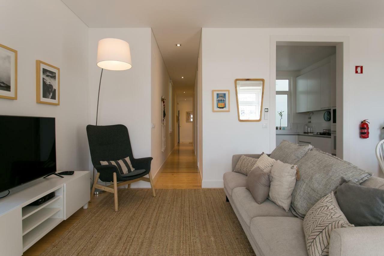 Altido Elegant Deluxe & Altido Luxurious 3-bedroom Apt With Terrace In Intendente