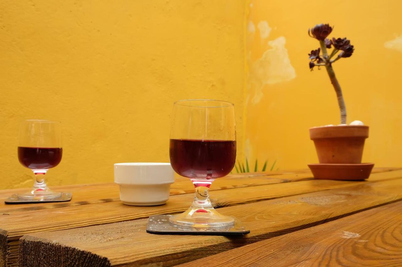 Romantichome At Alfama's Heart Lisboa