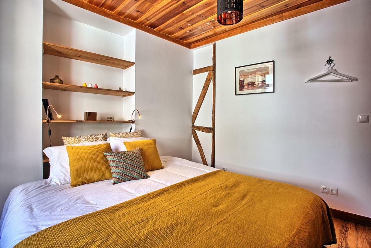 Localtraveling Alfama River View - Family Apartment Lisbon