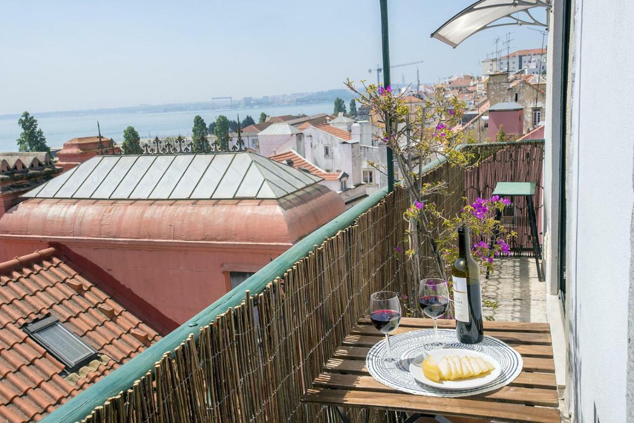 Localtraveling Alfama River View - Family Apartment