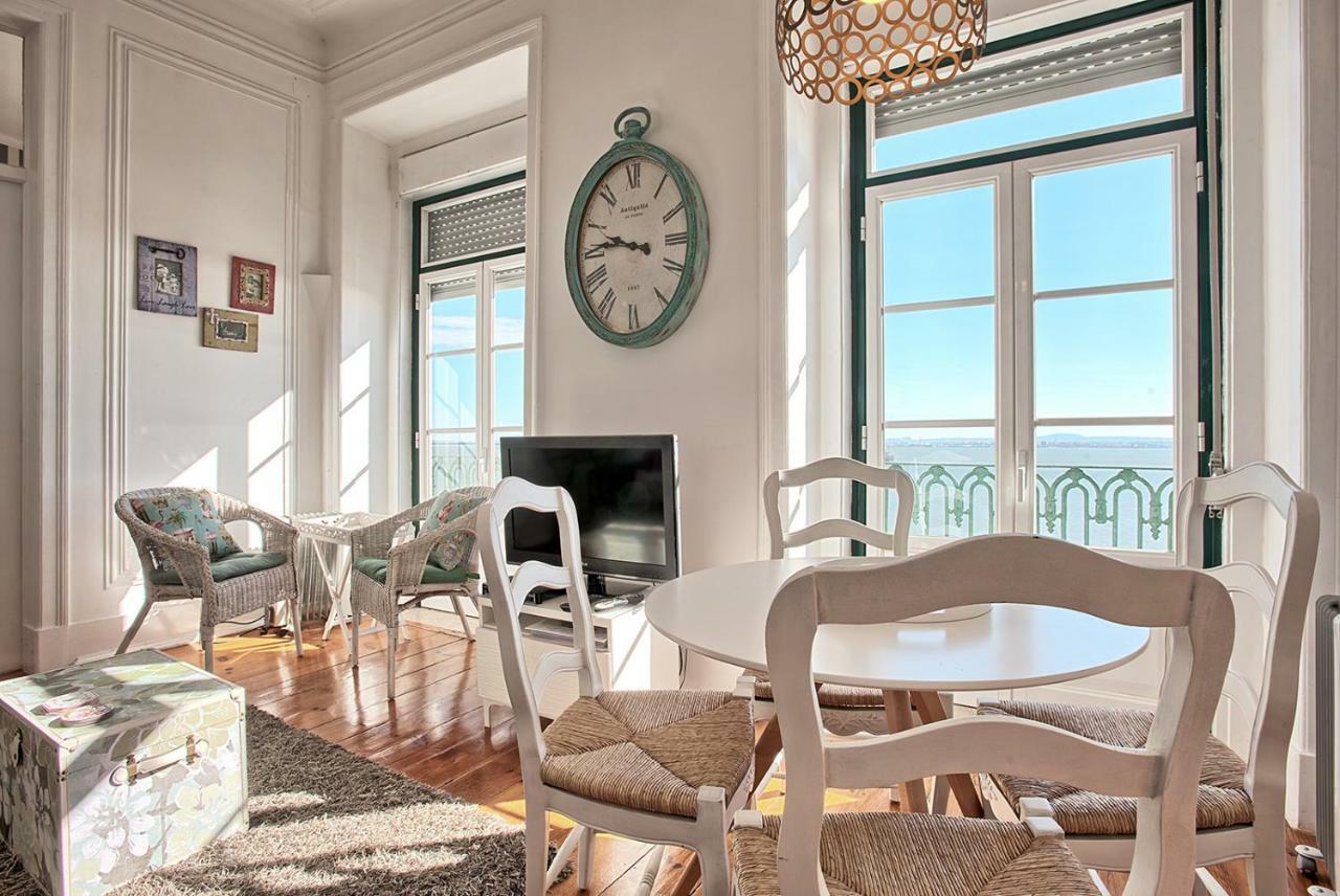 Apartment Localtraveling Alfama River View - Family Lisbon