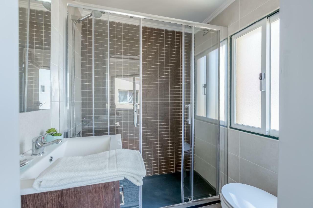 Bright & Spacious Alfama Apartment, By Timecooler Apartment Lisbon